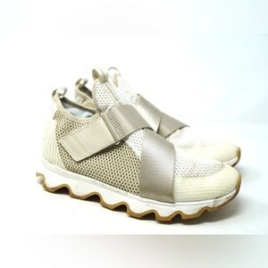 SOREL Women’s Kinetic Fashion Sneakers Size 9 SEA SALT thick strap EUC